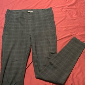 Liverpool plaid size 10/30 skinny pull on pants